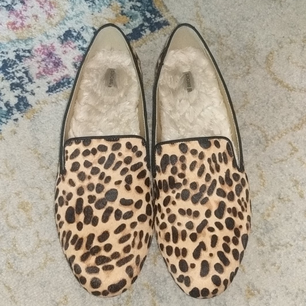 Barely worn Birdies the Starling in cheetah print